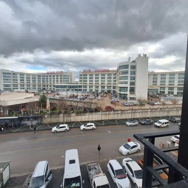 Er Yapı'dan Kiralık Şehir Hastanesi Karşısı 2+0 Ofis - Büro 3