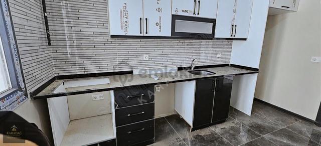 Arnavutköy De Site İçinde 2+1 90m² Arakat 4
