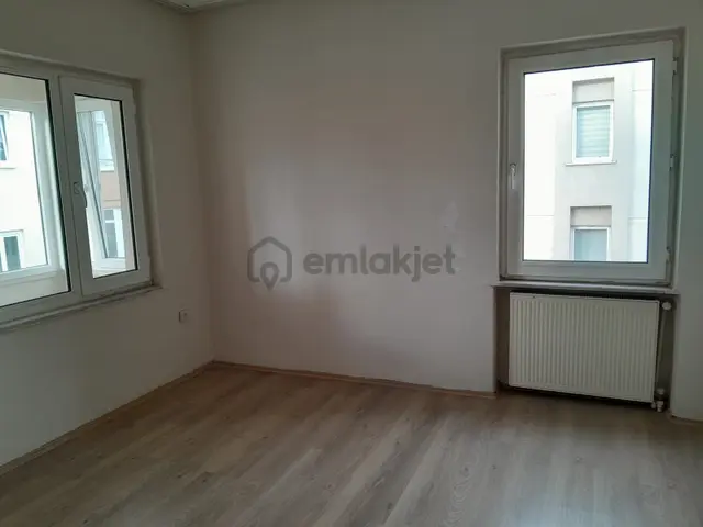C21 Ewa'dan Cumhuriyet Mah De 3+1 Kombili Arakat Kiralık Daire 4