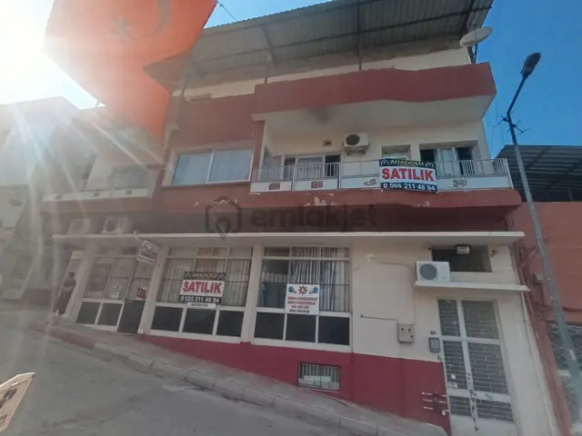 Anadolu Gayrimenkulden 145 M² Ev 90 M² Dükkan 2