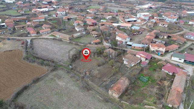 Çanakkale Dondurma Köy Merkezinde Evi Olan 1127 M2 Arsa 4