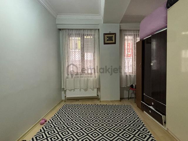 Esenler Fatih Mahallesi Satılık 3+1 Daire Krediye Uygun 4