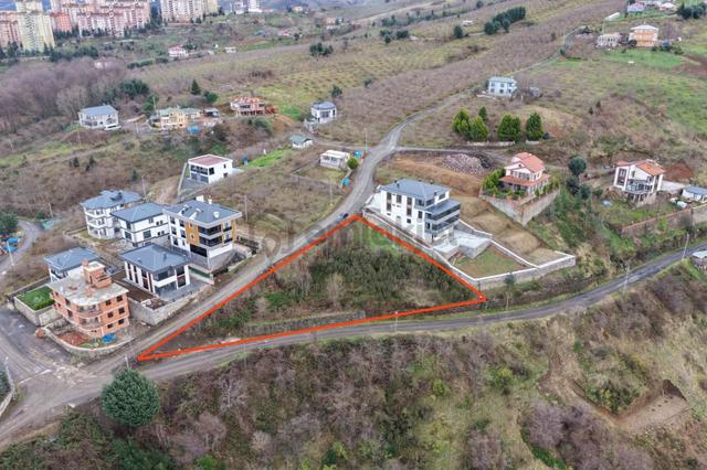 Akcaabat Söğütlüde Satılık Imarlı Arsa 3