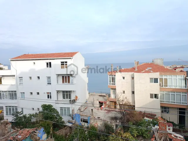 Barbaros Mah. Cadde Üzerinde Deniz Manzaralı Satılık Sıfır 2+1 1