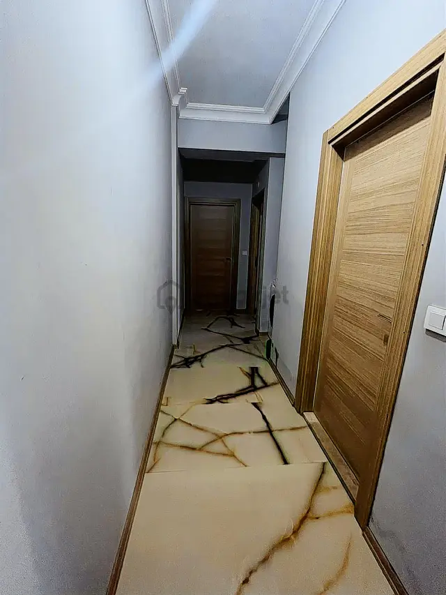 Alp Gayrimenkulden Satılık 2+1 Fırsat Ara Kat Daire 2