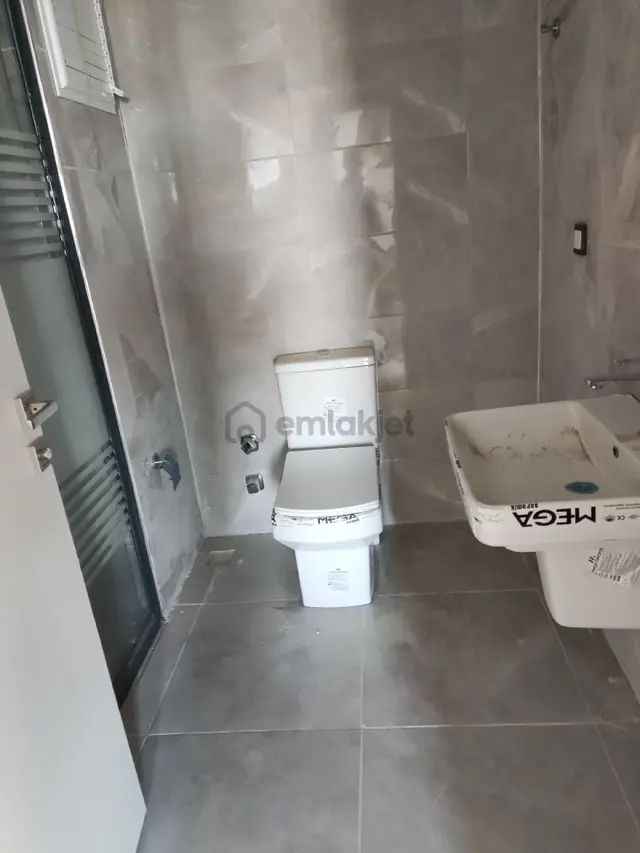 Karaköprü Aşuk Toki Konutlarında Kiralık 3+1 Daire 5