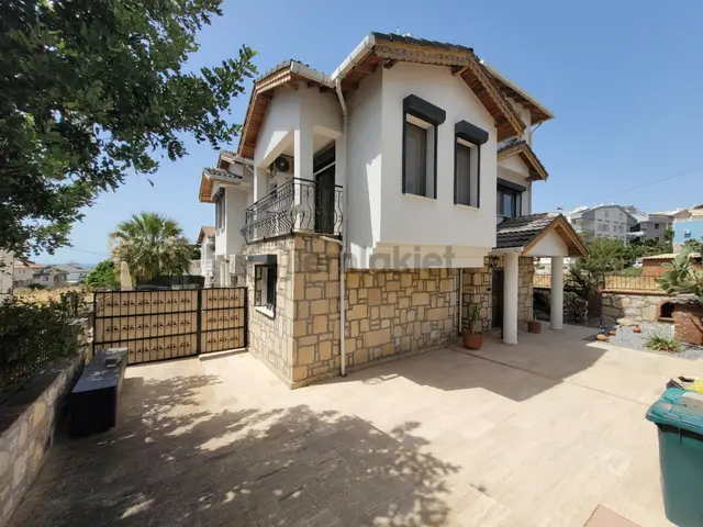 Didim Taş Evler Mevkiinde Tam Müstakil Deniz Ve Gün Batımı Manzaralı Triplex Villa 4