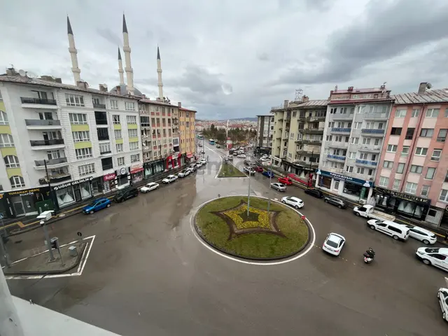 Kahvecioğlu Emlak'dan Mehmetpaşa Mah Satılık Daire