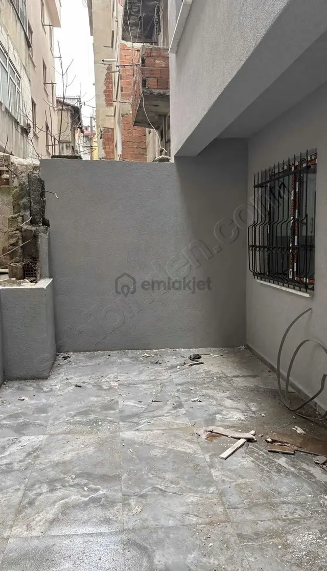 Cumhuriyet Cad. Satılık 2+1 Bahçe Katı, 80m², Merkezi Konum 3