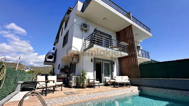 Karagedik'te Satılık Modern İkiz Villa Karagedik'te Satılık Modern İkiz Villa