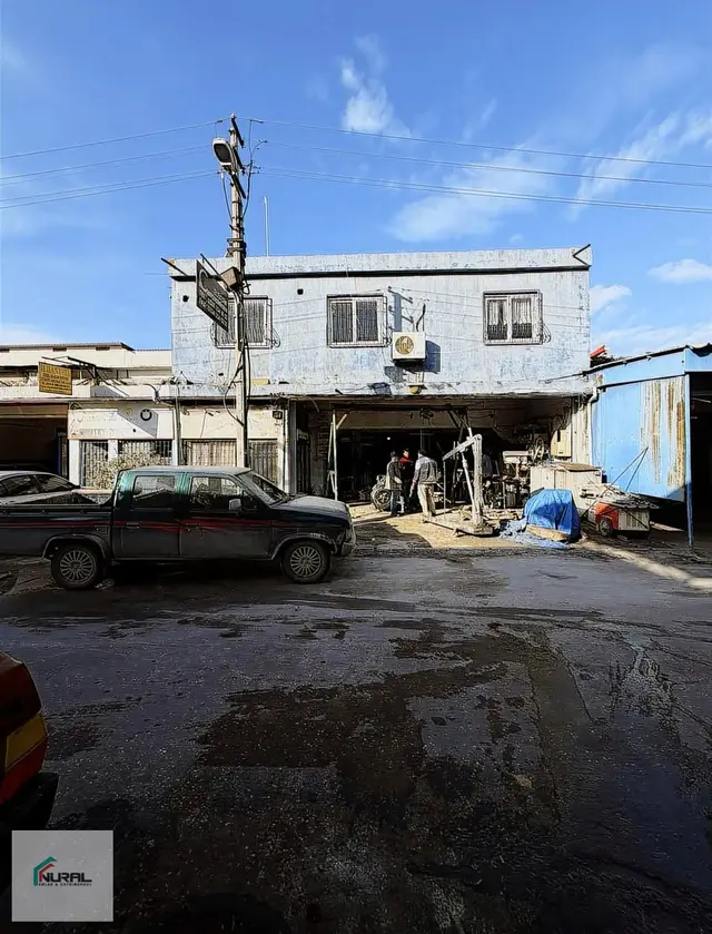 Sanayi Sitesinde Satılık 300 Metre² Dükkan 3