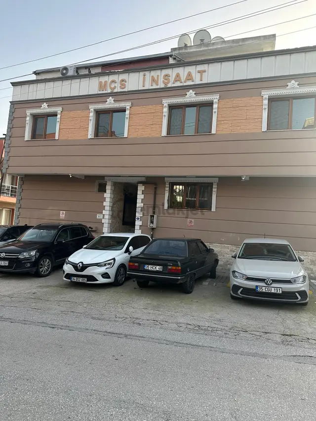 Bornova Atatürk Mah. 3+1 Manzaralı 4cephe Satılık Daire 2