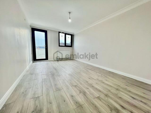 Loft'tan Tevfikbey Mah Normal Kat Ön Cephe 2+1 75m2 Sıfır Satılık Daire 1