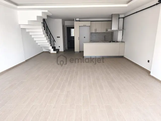 Şile'de Site İçerisinde Oturuma Hazır Satılık 2,5+1 Daire 2