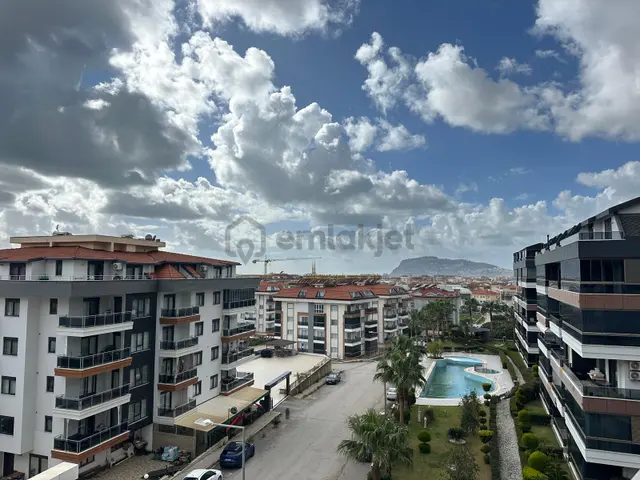 Alanya Oba'da Satılık Lüks Site İçi Manzaralı 6+1 Geniş Dubleks 2
