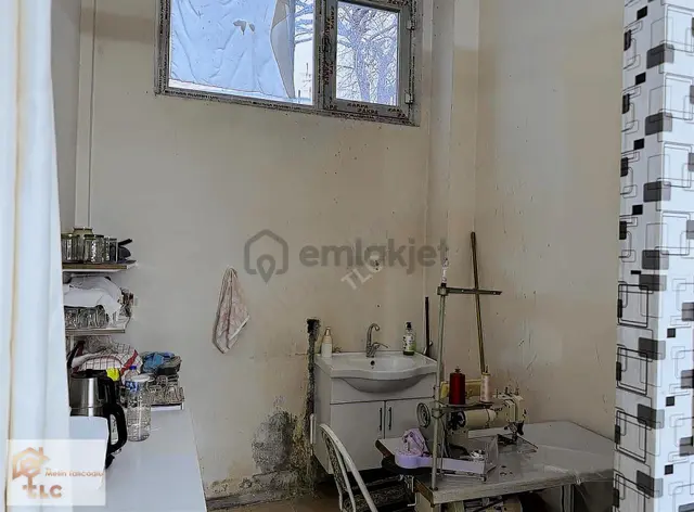 Şehrin Merkezinde Satılık Dükkan 2