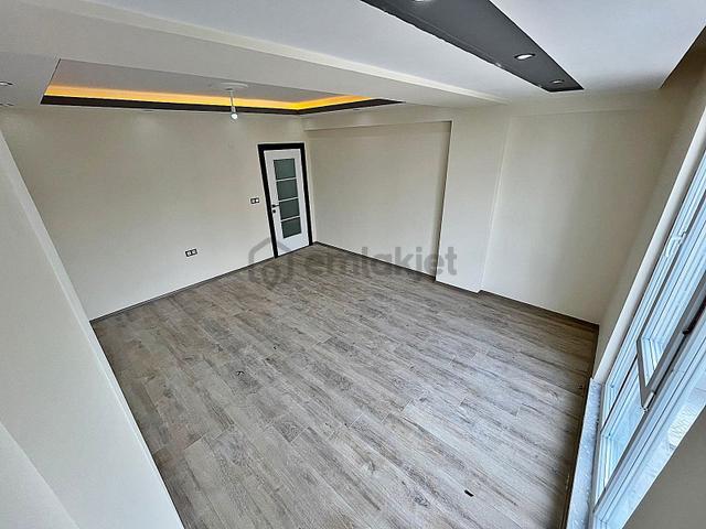 Az-er Yapıdan Hastane Karşısında Satılık İskanlı 2+1 Lux Daire! 2