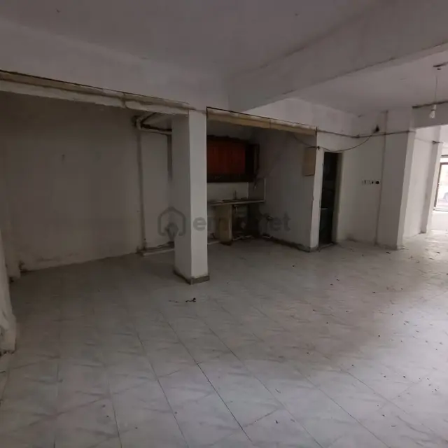 Bayrampaşa Kartaltepe 100 M2 Wc Mevcut Elektironik Kepenk Açılır Kanat Kapı 3