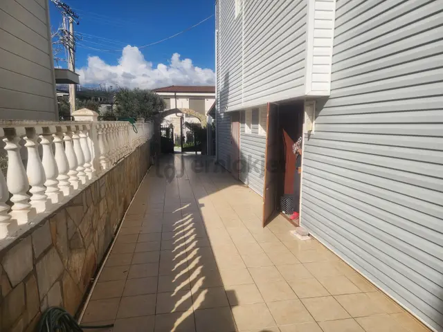 Mordoğan Emlaktan Ardıç Sahiline 250m Mesafede Kiralık Yazlık 2