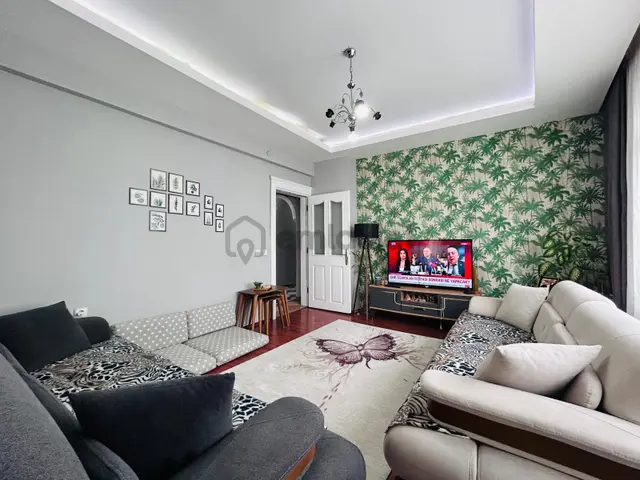 Mevlana Caddesi Üzeri Asansörlü Arakat Geniş 3+1 3