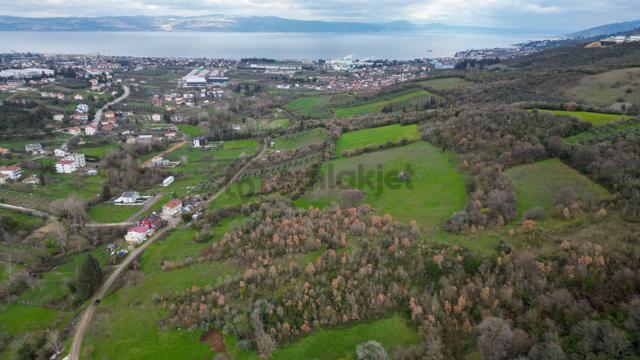Uzmanlar'dan Altınova Kaytazdere Satılık 7.108 M2 Tarla 4