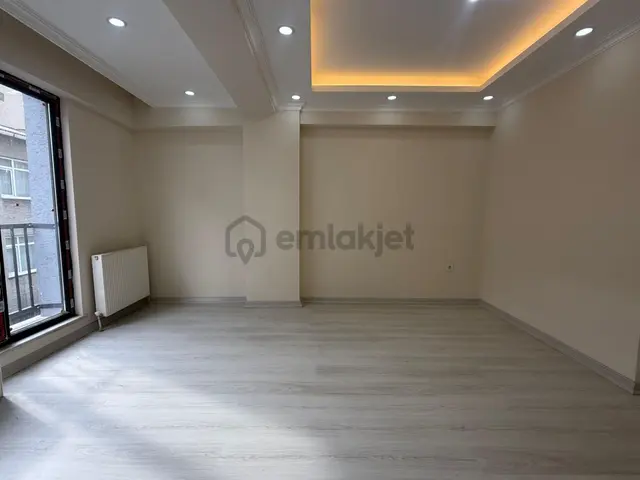 Bağcılar Yeni Mahalle'de Satılık 3+1 Daire Sıfır, Krediye Uygun 2