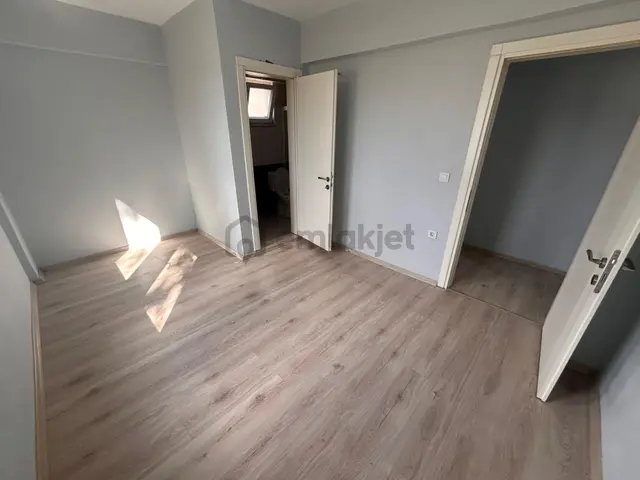 Tuana Emlak'tan Toparla'de Giriş Kat 2+1 Daire 3