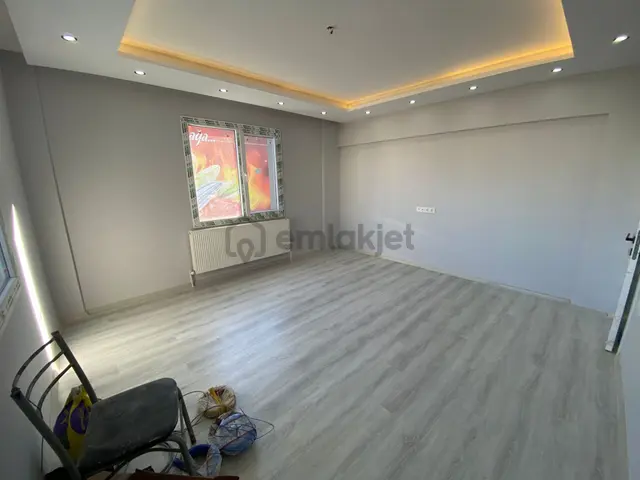 Acill Buca M.kemal Mah.de Opet Caddesi Üzeridende 2+1 100m2 Dgazlı Full Tadilatlı Satılık Daire 3
