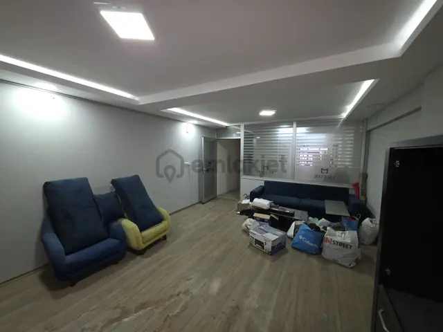 Balıkesir Karesi Akıncılar Mah. Satılık Asma Katlı Dükkan. 4