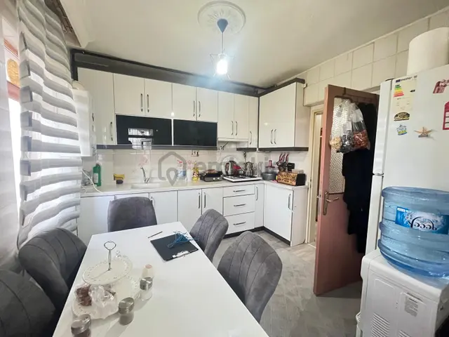 Koza Emlak'tan Osmanlı Mahalsinde Site İçerisinde Katta 3+1 Satılık Daire 1
