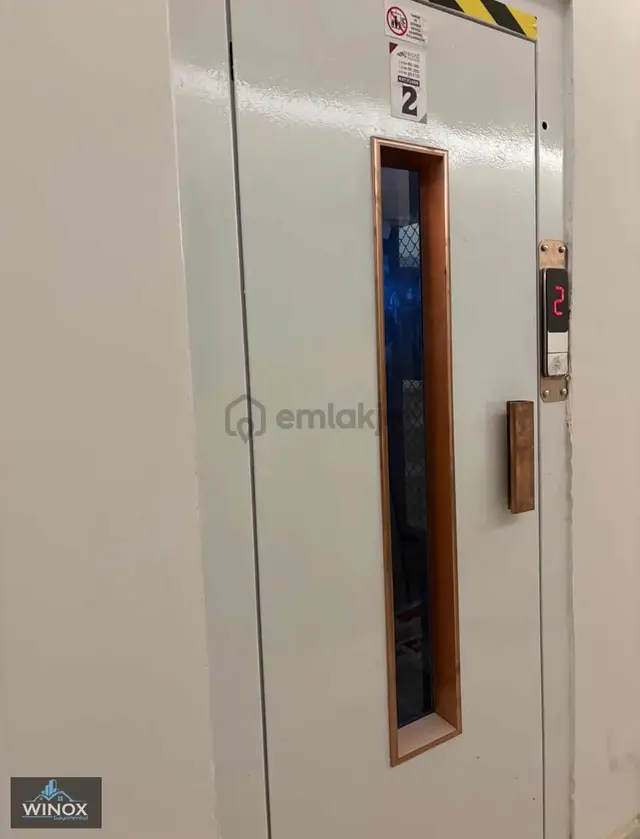 Eflatun Sokata, Çınar'ın Merkezınde Takasa Açık Satılık Ofıs 4