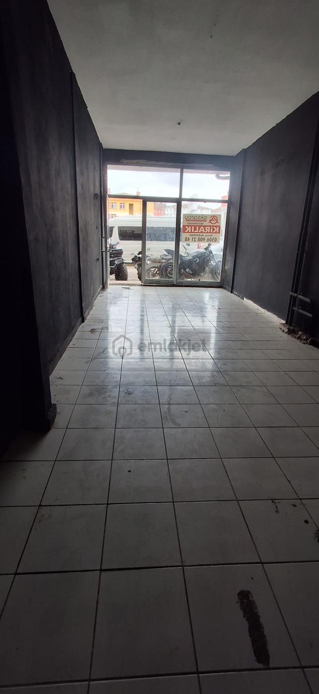 Aksaray Tacin Mah Cadde Üzerinde Kiralık 80 M² Dükkan 4