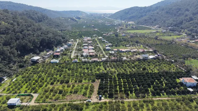 Ahmetbeylide Sahile Yakın Satılık 203 M2 2026 Yazına Muhteşem Gireceğiniz Bahçeler 3
