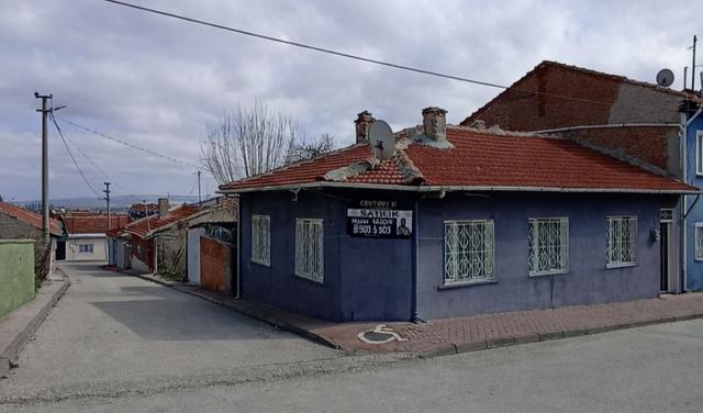 Century 21 Vizyon'dan Erenköy’de Köşe Parsel 4 Kat’a İmarlı Arsa 5