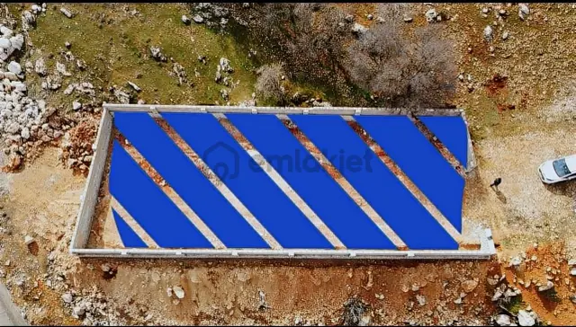 Baron Dan Kurtuluş 410 M2 Etrafı Çevrili Şehre 3km 2