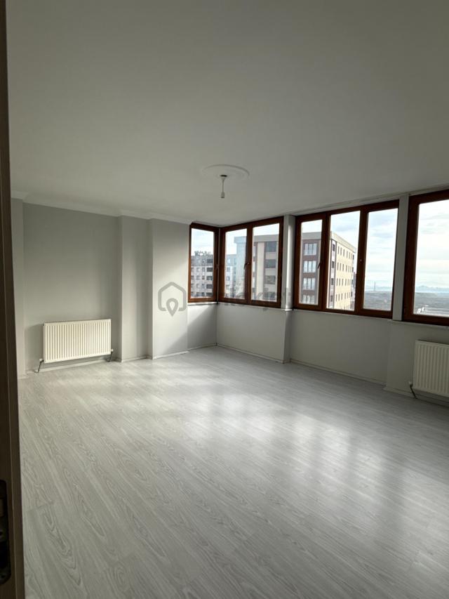 Sultangazi Eski Habibler'de Satılık 2+1 Daire (120m², Otoparklı) Sultangazi Eski Habibler'de Satılık 2+1 Daire (120m², Otoparklı)