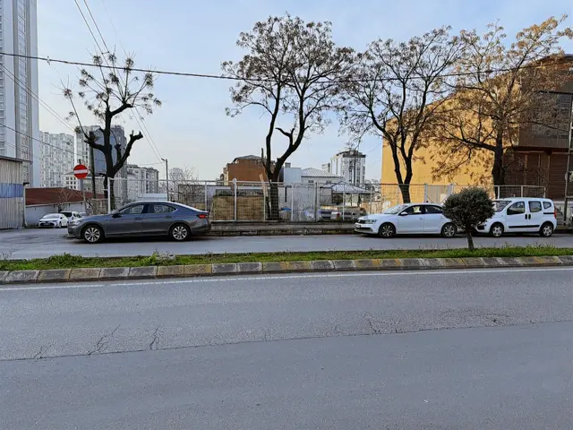 Remax Anka'dan Ataşehir Şerifali'de 451 M2 Kiralık Arsa Remax Anka'dan Ataşehir Şerifali'de 451 M2 Kiralık Arsa