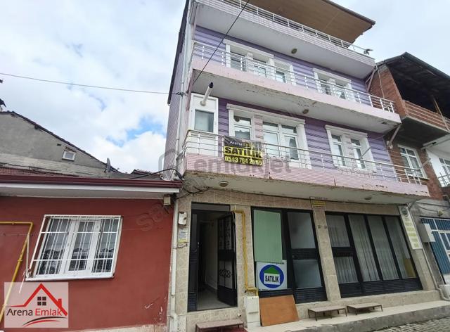 Arena Emlaktan 3 Katlı Hesaplı Müstakil Ev 4
