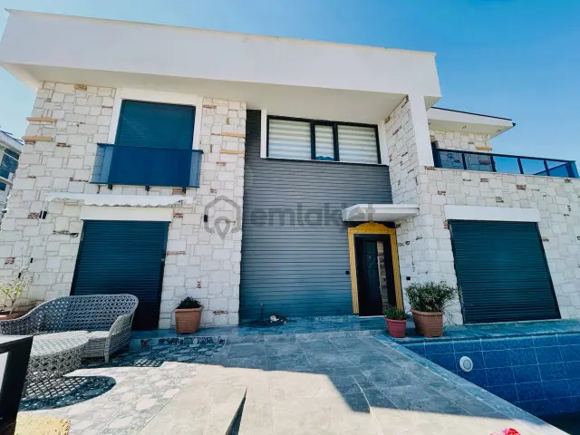 Didim Hisar'da Satılık Müstakil Havuzlu Villa 3+1 3