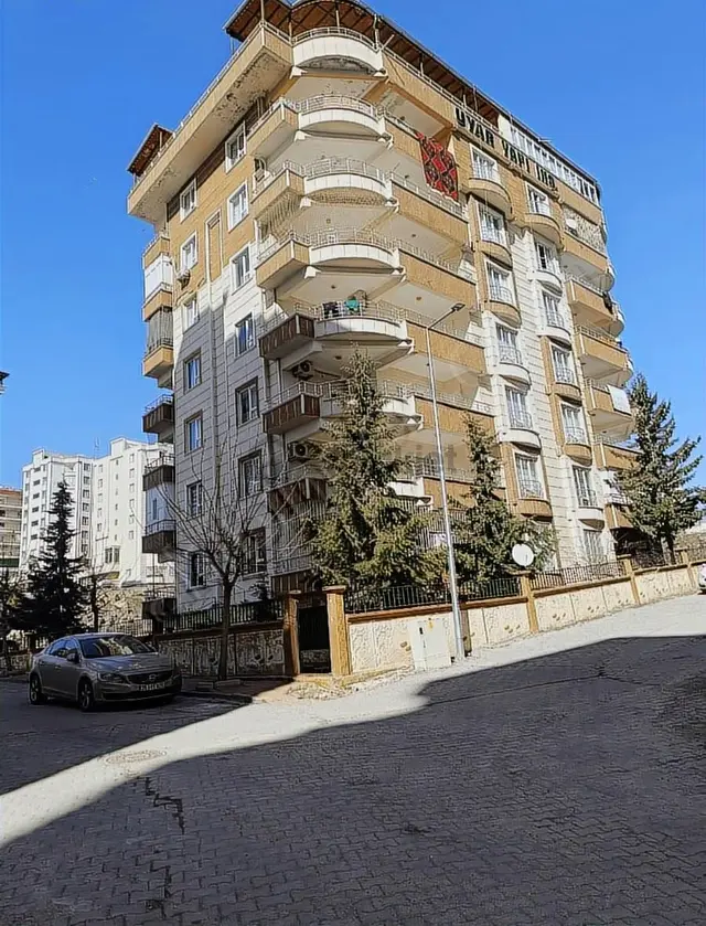 Doğukent Mahmut Teke Ortaokulu Üstü 3+1 Yeni Tadilat Satılık Dai 1