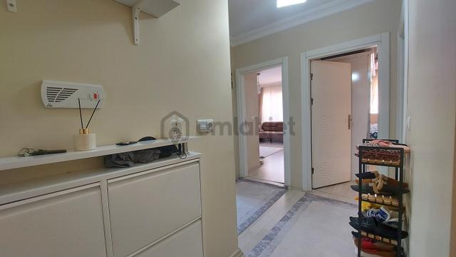 Hacıosman Mahallesi Satılık Ara Kat 2+1 Bakımlı Daire 3