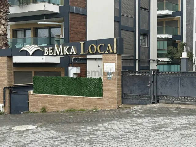Kuşadası Bemka Loca Da Deniz Manzaralı 3+1