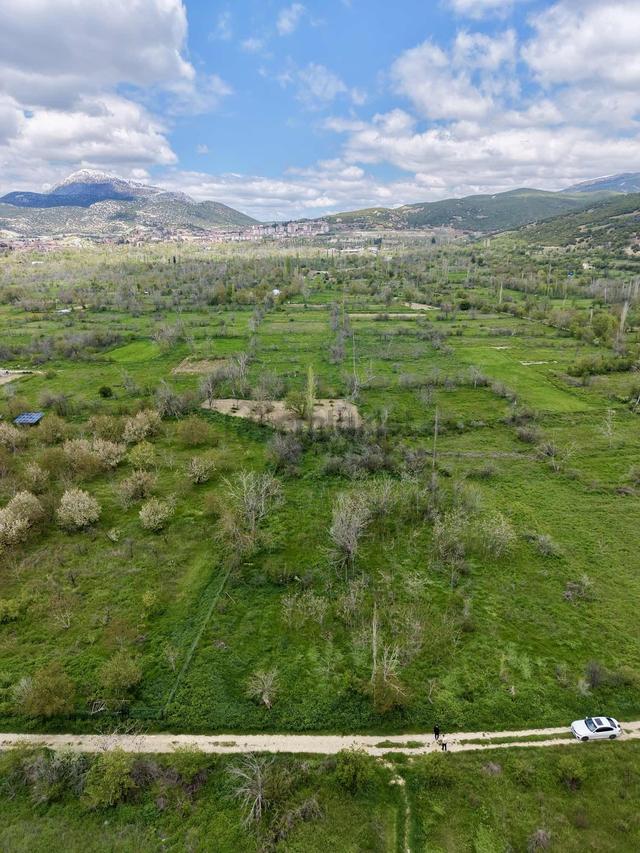Isparta Keçiborlı Merkezde 700m2 Fırsat Bahçe 4