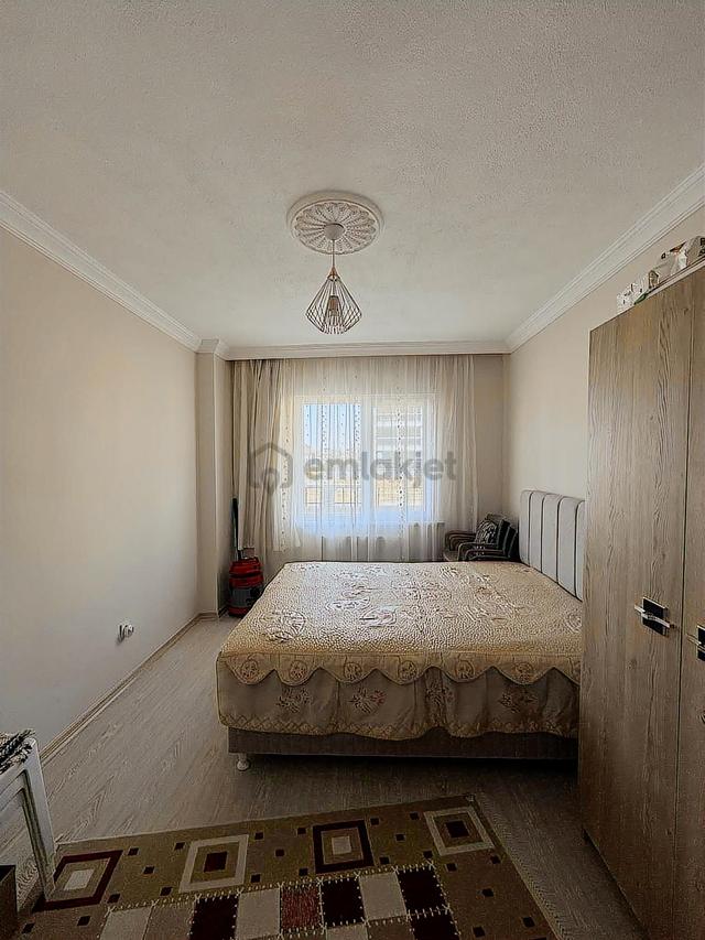 İnal Emlaktan Armağan İlcide Site İçerisinde Satılık 2+1 Daire 2