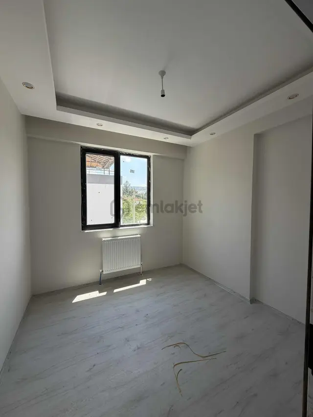 İnal Emlak'tan Emekte 1+1 Balkonlu Lüx Sıfır Daire 2