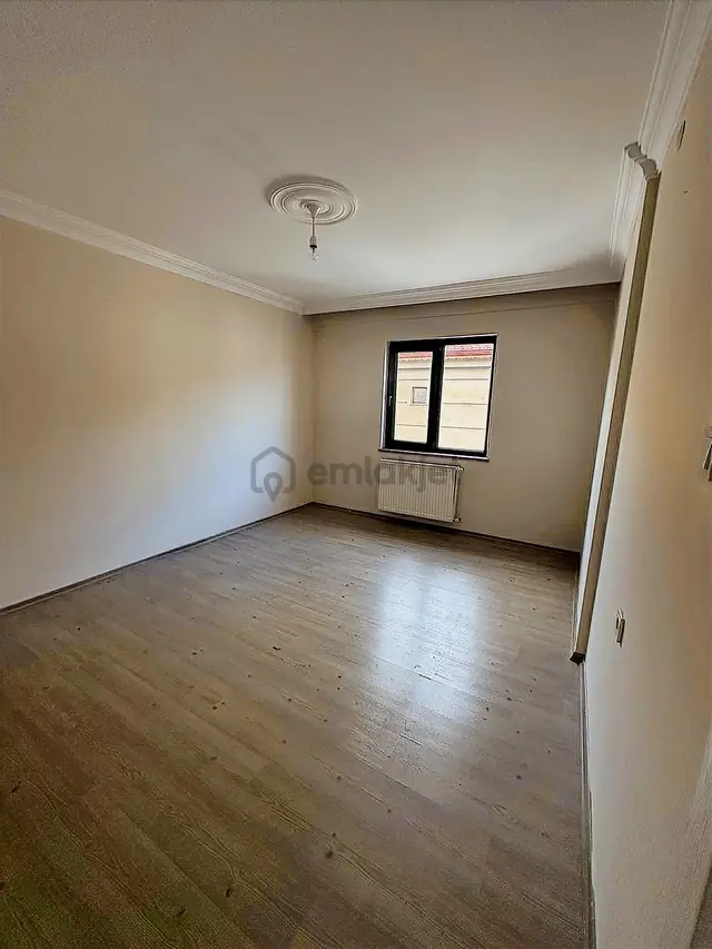 İnal Emlak'tan Armağan İlci Mah.de Kiralık 3+1 Daire 2