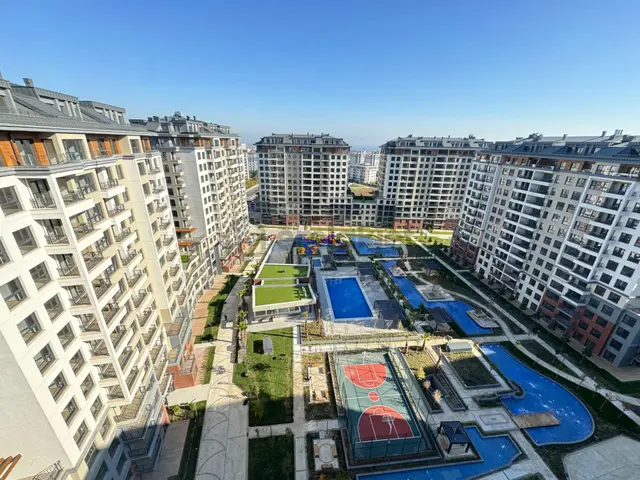 Beylikdüzü'nde E5 Ve Deniz İstanbul'a Yakın Satılık Lüks 4+1 3