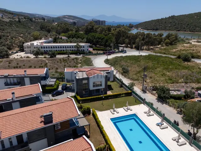 Adagöl Villaları Loft Tavan Köşe Konumlu En Prestijli Villası 3