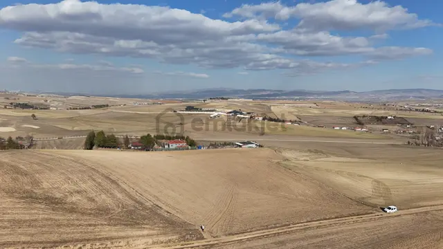Gölbaşı Velihimmetli Köy Yanı 13.538m2 Tek Tapu Tarla Krdnz Emlk 3