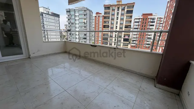 Atc'dan Belediye Yanında 3+1 Kiralık Daire 3